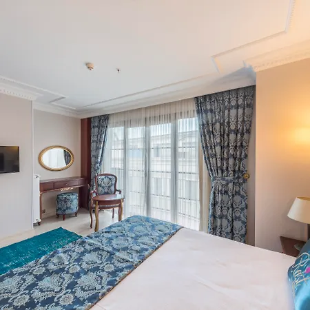 Rast Sultanahmet 4*