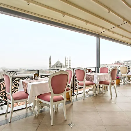Rast Sultanahmet 4*