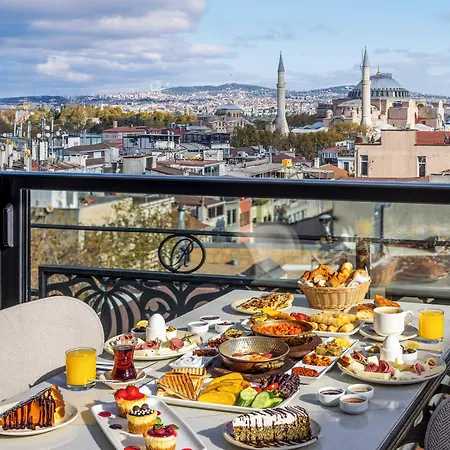 Rast Sultanahmet Hotel 4*