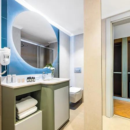 Hotel Rast 4*