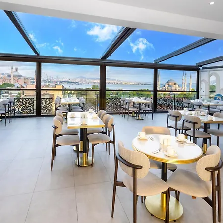 Rast Sultanahmet Hotel 4*